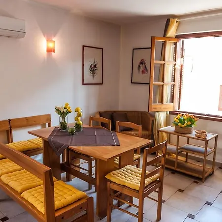 Holiday home A Due Passi Dalla Spiaggia *